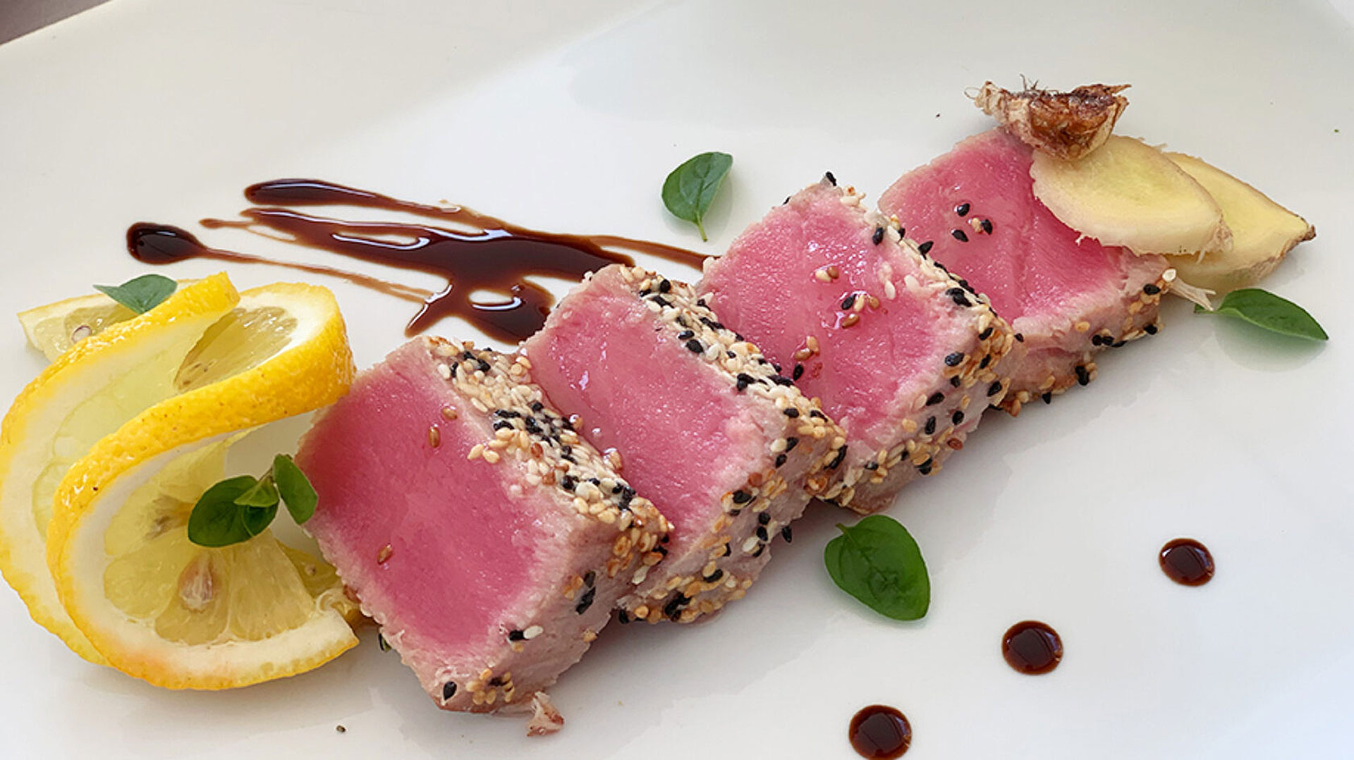 Sabor Restaurant — Especialidades