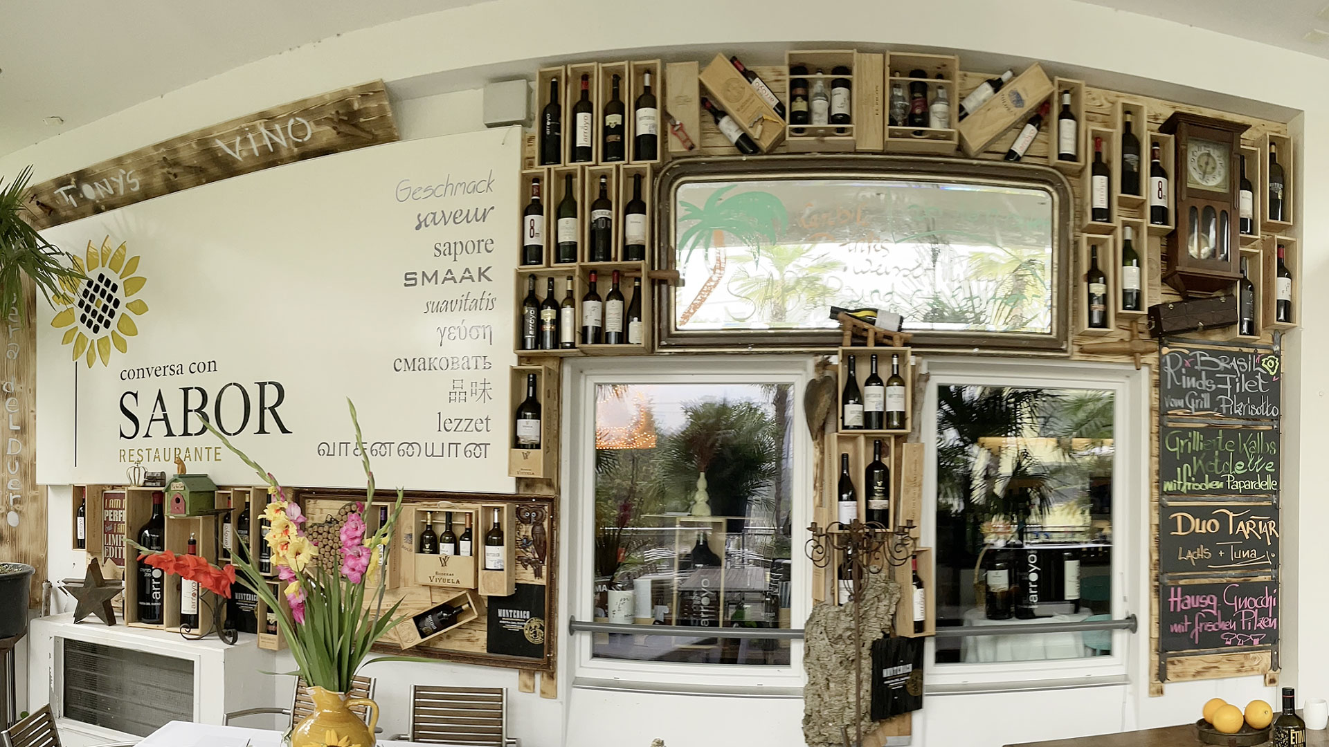 Sabor Restaurant — Terraza